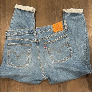 Levi's Wedgie Jeans